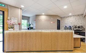 Brit Hotel Confort Rouen Nord - Eden